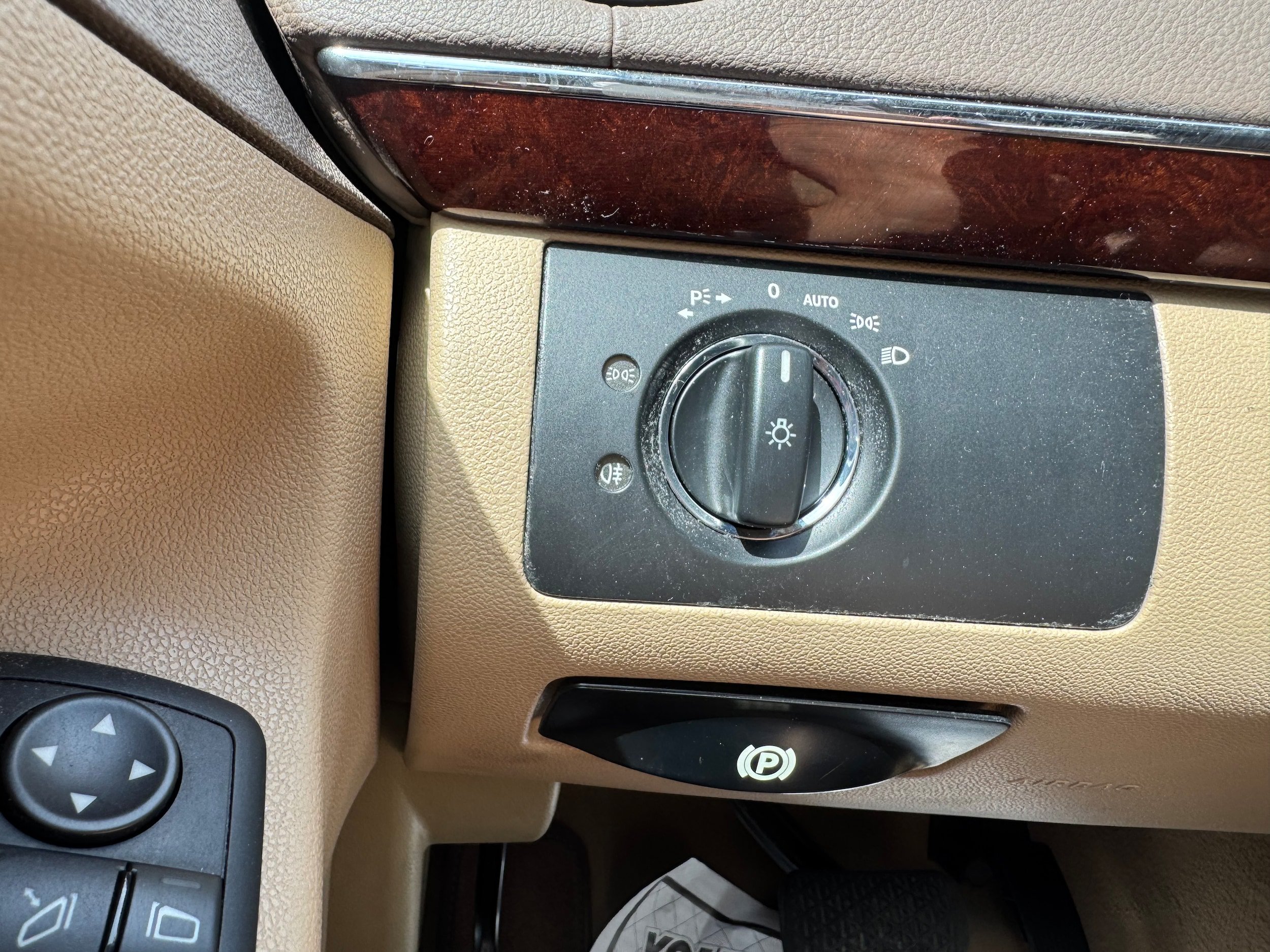 Used 2012 Mercedes-Benz GL 450 4MATIC image 12