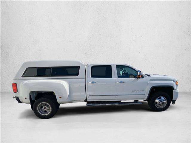 Used 2015 GMC Sierra 3500 Denali w/ Duramax Plus Package image 4