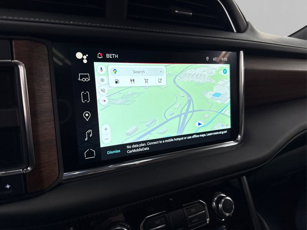 Used 2023 GMC Yukon Denali Ultimate image 32