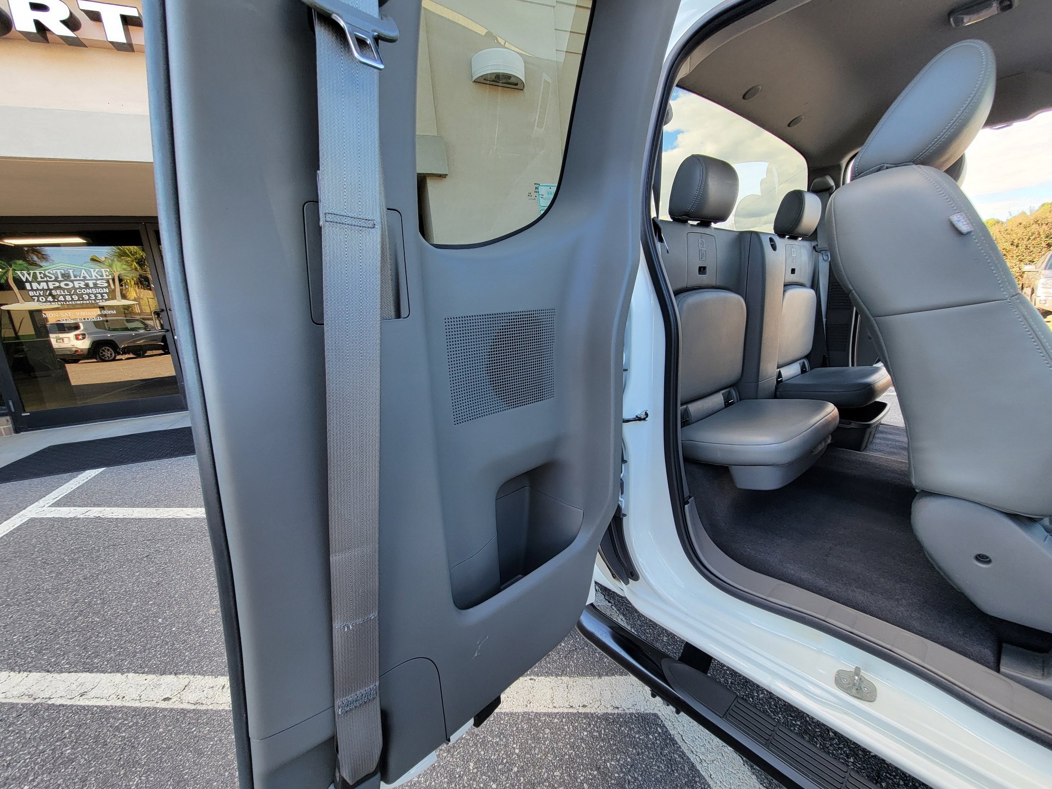 Used 2020 Nissan Frontier S w/ S Utility Package image 41