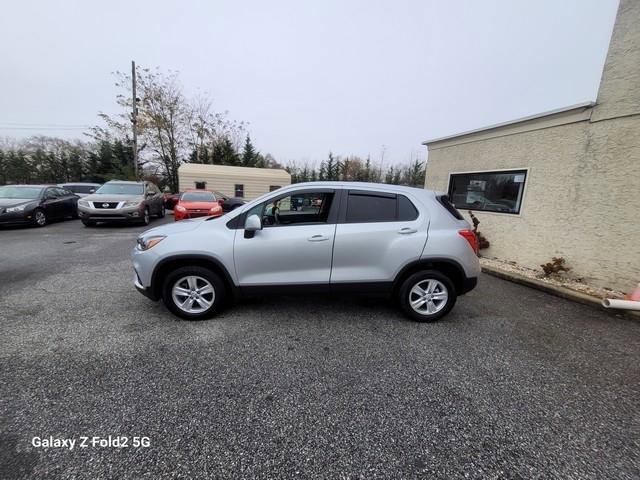 Used 2020 Chevrolet Trax LS w/ Tint and Cruise Package image 4
