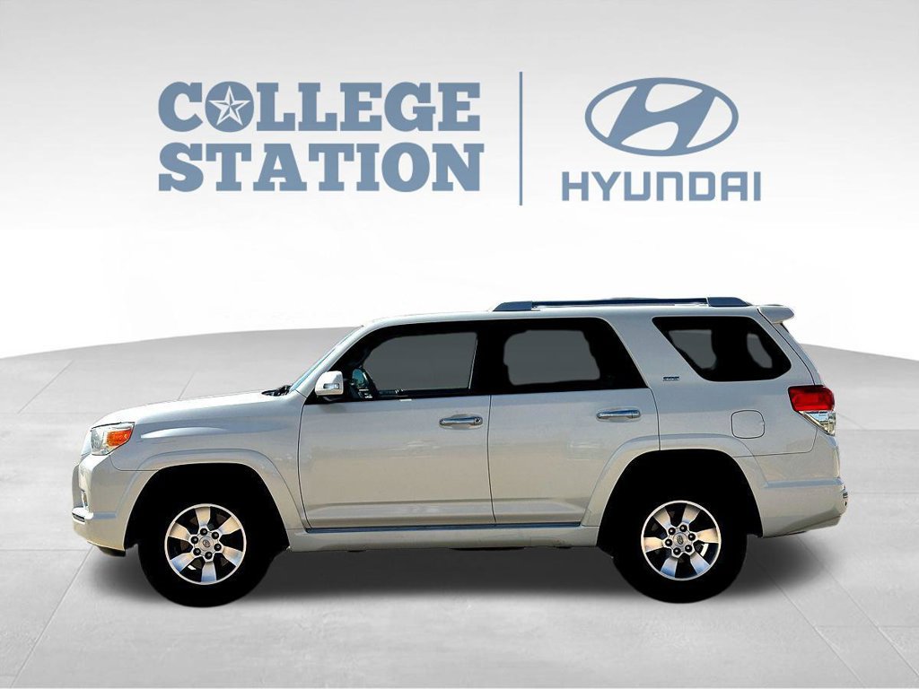 Used 2011 Toyota 4Runner SR5 RWD image 7
