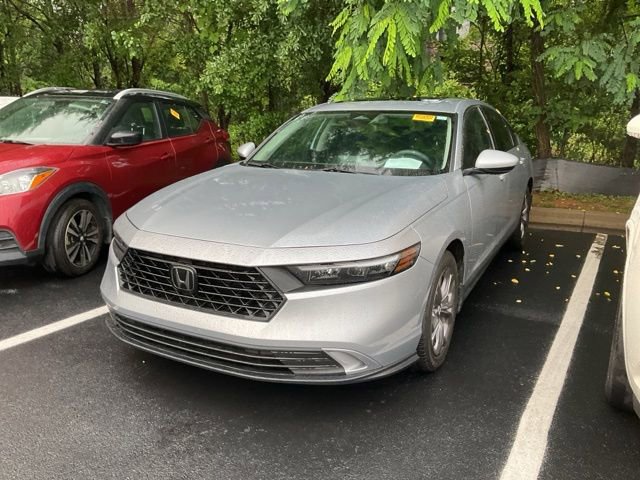 Used 2024 Honda Accord EX image 12