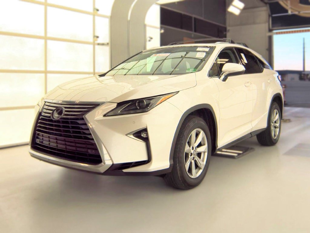 Used 2018 Lexus RX 350 AWD w/ Premium Package image 2