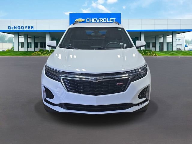 Used 2023 Chevrolet Equinox RS AWD/4WD image 2