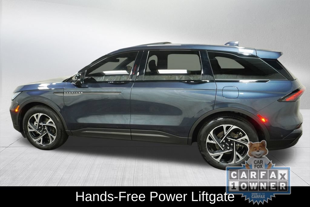 Used 2024 Lincoln Nautilus Premier w/ Equipment Group 102A AWD/4WD image 11