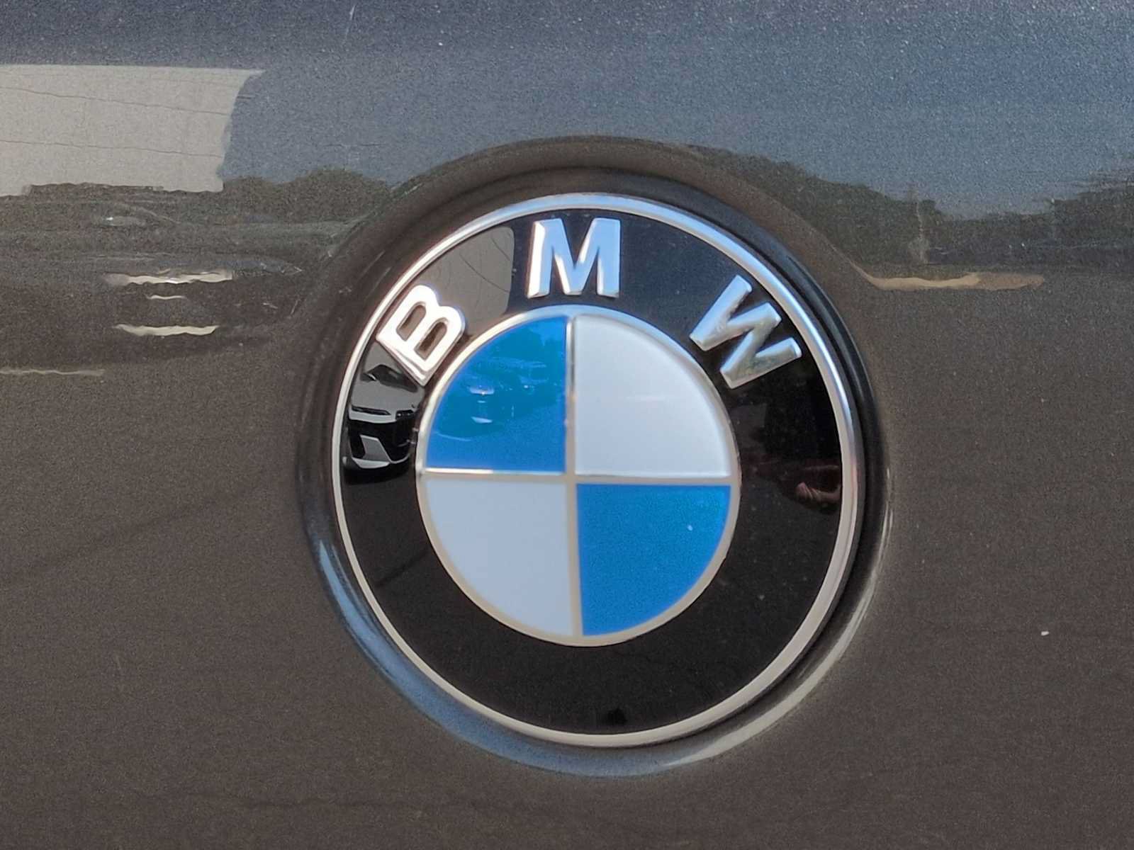 Used 2026 BMW X5 xDrive40i w/ M Sport Package AWD/4WD image 12