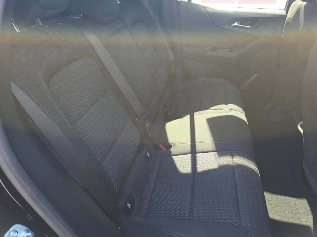 Used 2025 Chevrolet Equinox LT FWD image 21