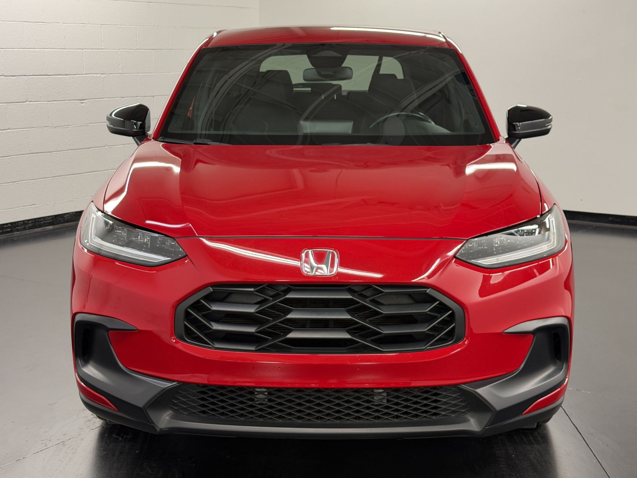 Certified 2025 Honda HR-V Sport image 6