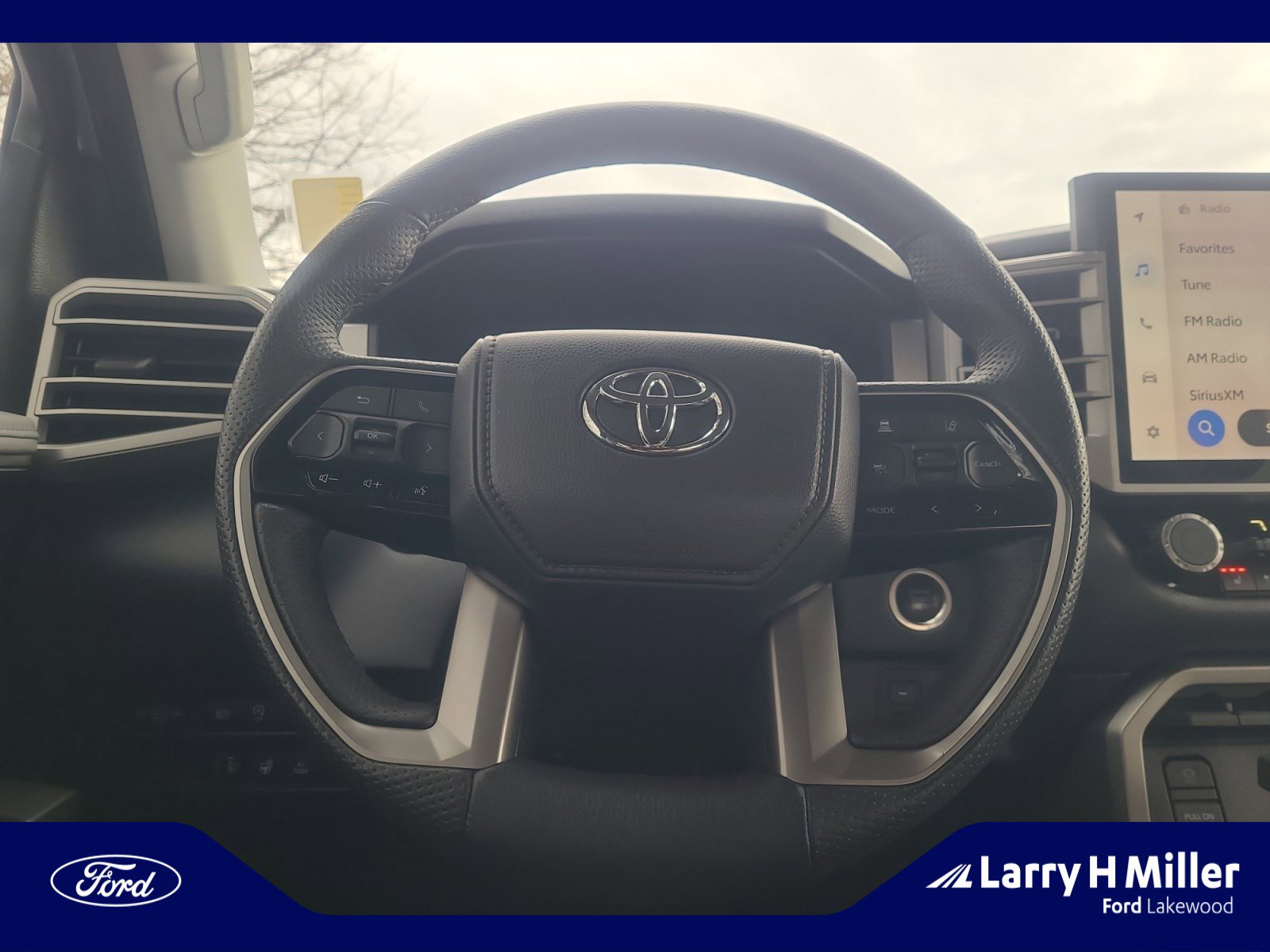 Used 2023 Toyota Tundra Limited w/ Power Package image 9