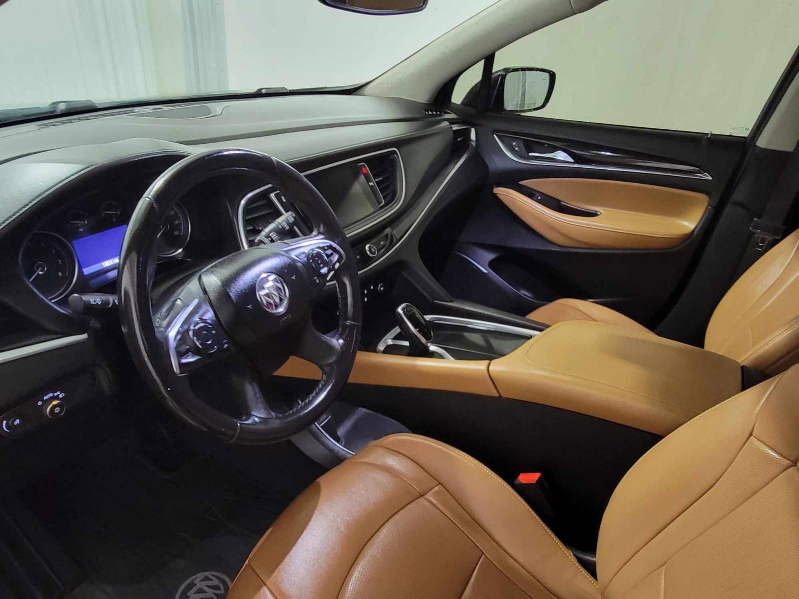 Used 2020 Buick Enclave Essence w/ Sport Touring Edition image 14