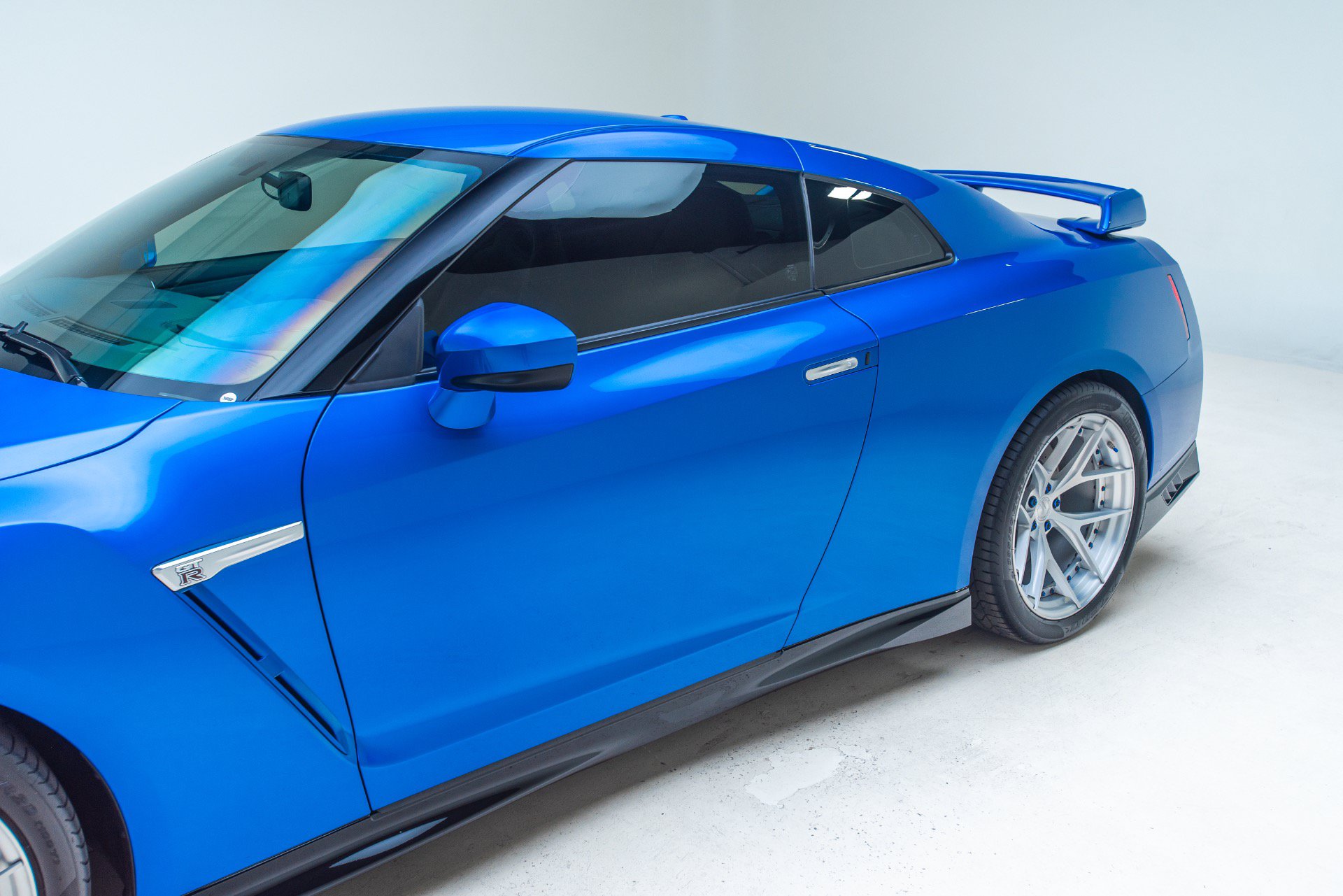 Used 2021 Nissan GT-R Premium AWD/4WD image 28