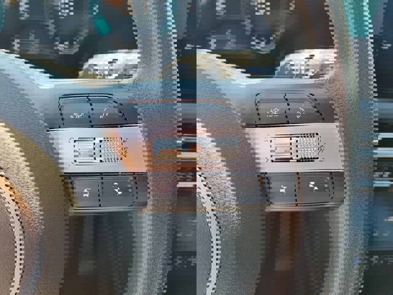 Used 2025 Hyundai Tucson SEL FWD image 20