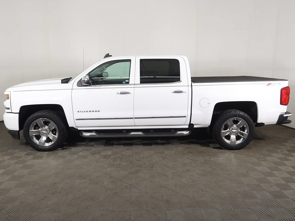 Used 2017 Chevrolet Silverado 1500 LTZ Z71 w/ LTZ Plus Package AWD/4WD image 16