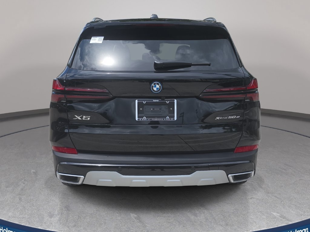 Used 2026 BMW X5 xDrive50e w/ Premium Package AWD/4WD image 7