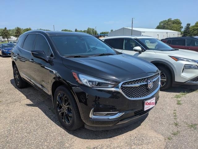 Used 2021 Buick Enclave Avenir image 2