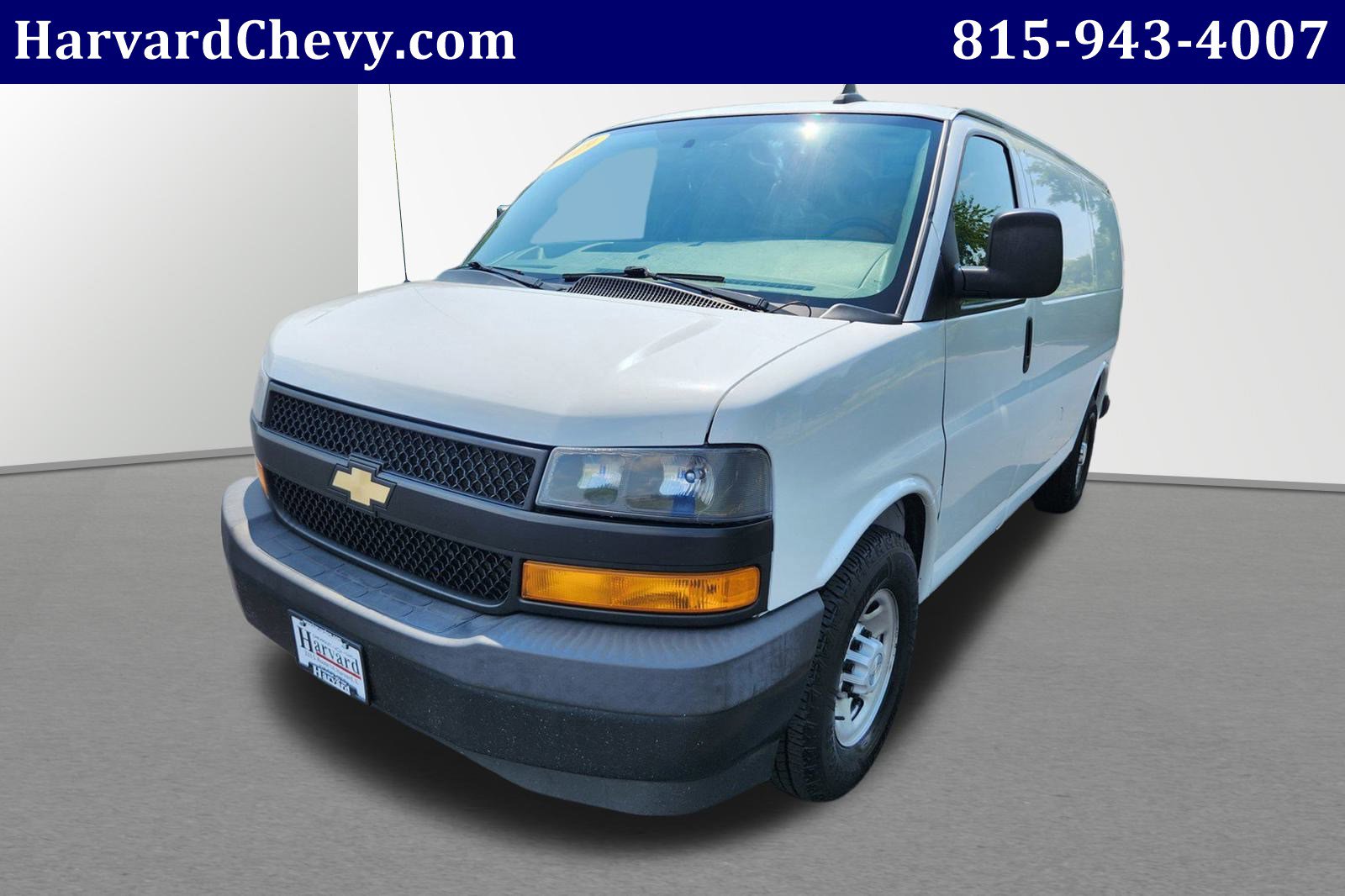 Used 2019 Chevrolet Express 3500 w/ Driver Convenience Package image 3