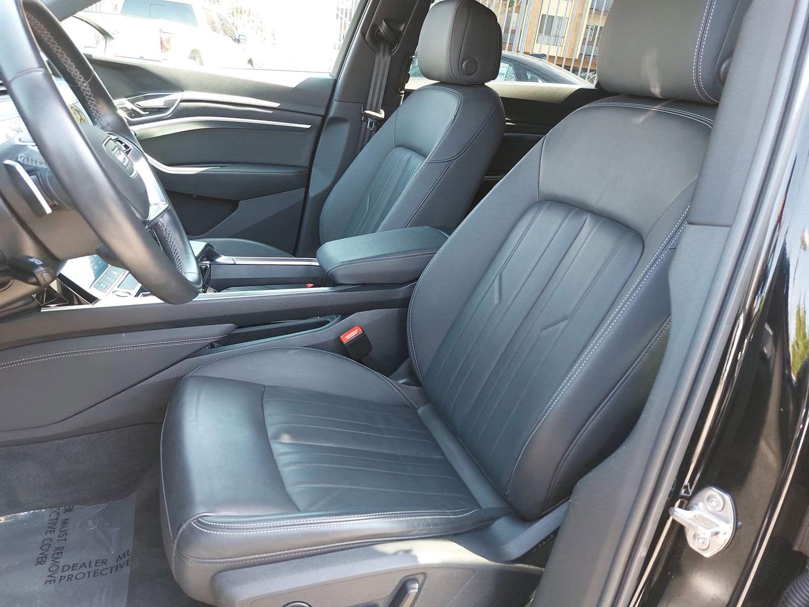 Used 2023 Audi e-tron Premium w/ Convenience Plus Package AWD/4WD image 15