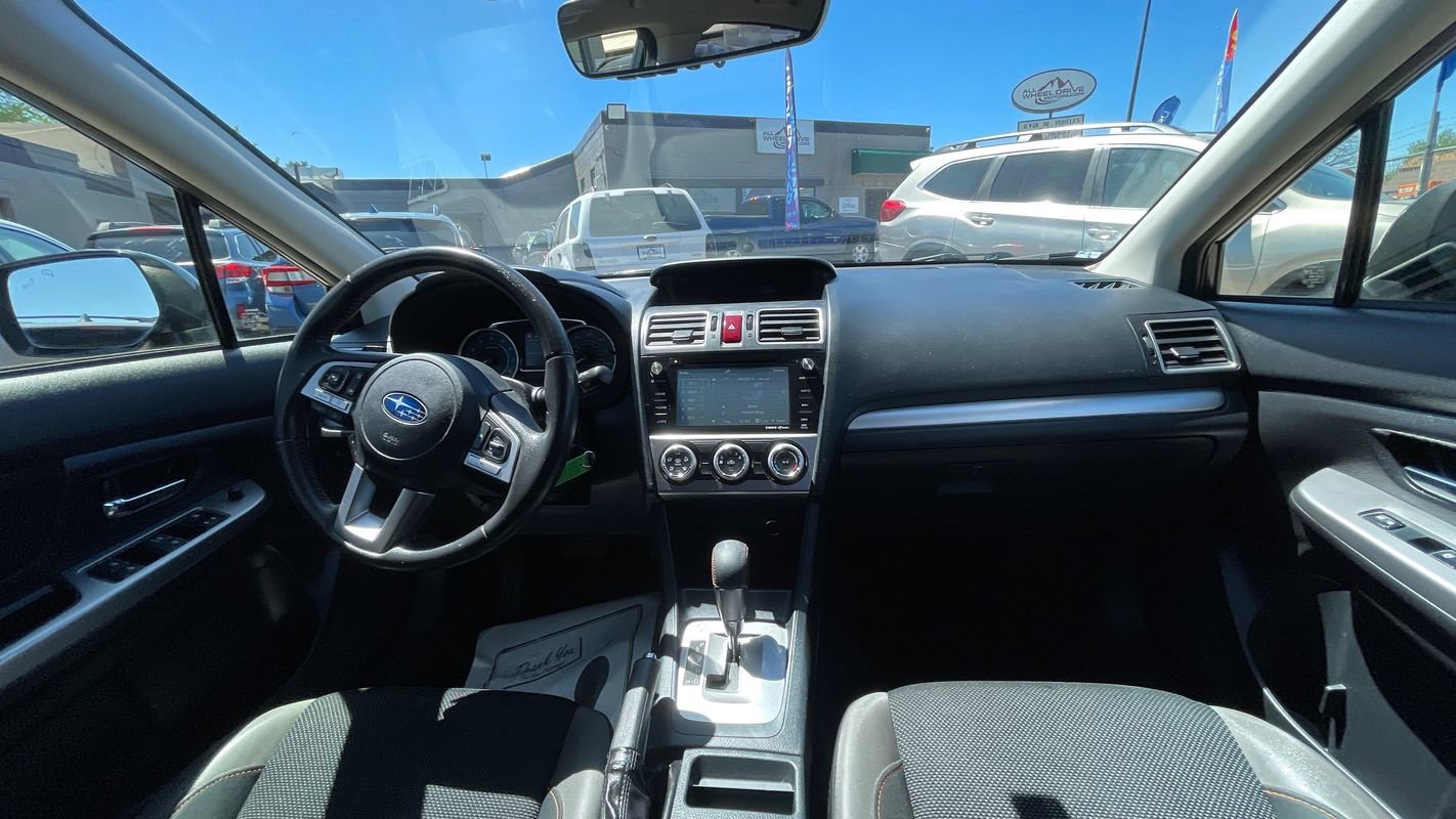 Used 2017 Subaru Crosstrek 2.0i Premium AWD/4WD image 16