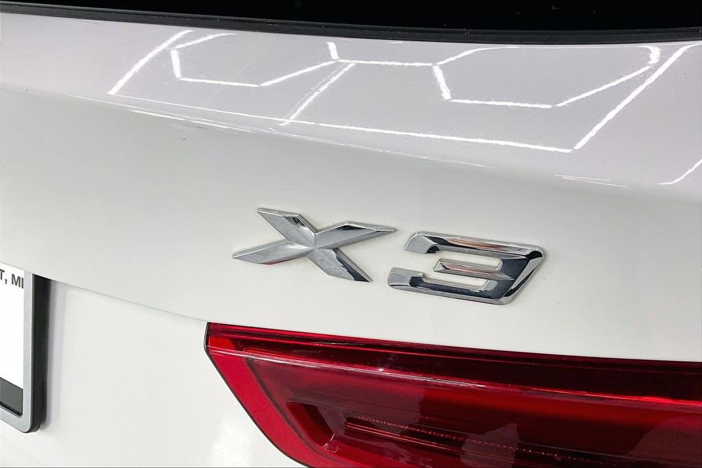 Used 2018 BMW X3 xDrive30i AWD/4WD image 26