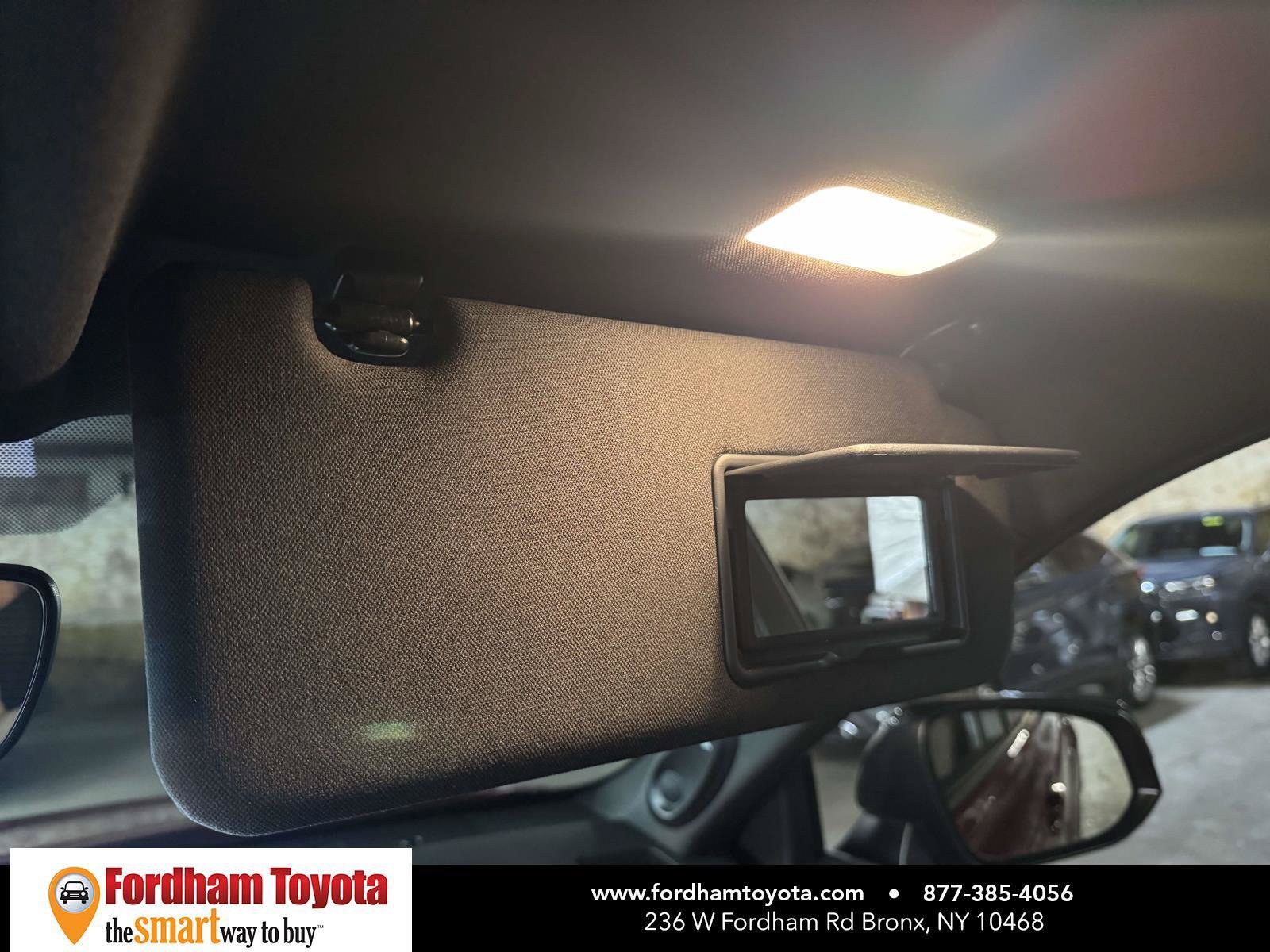 Used 2023 Toyota Highlander XSE AWD/4WD image 32