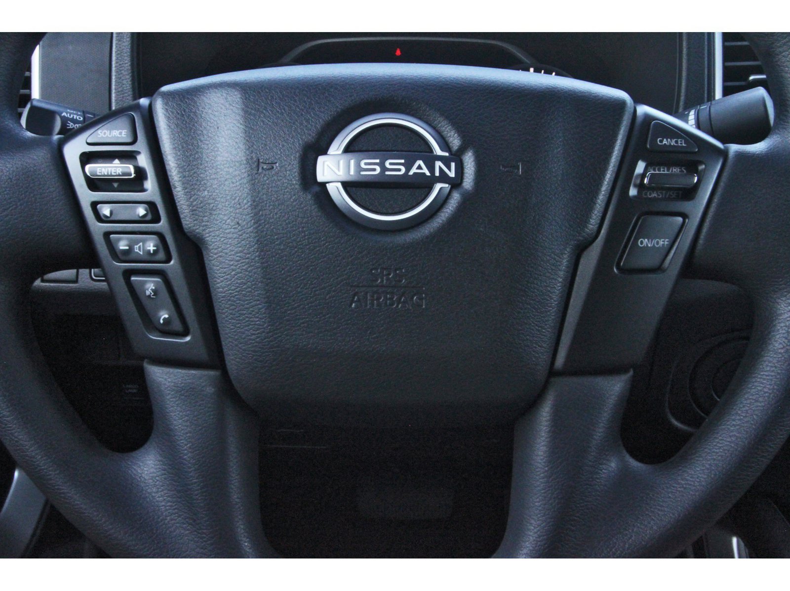 Used 2024 Nissan Frontier SV RWD image 18