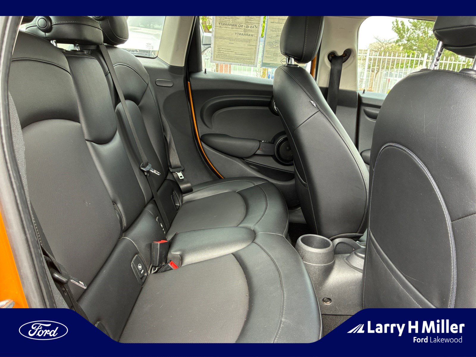 Used 2016 MINI Cooper 4-Door Hardtop image 18