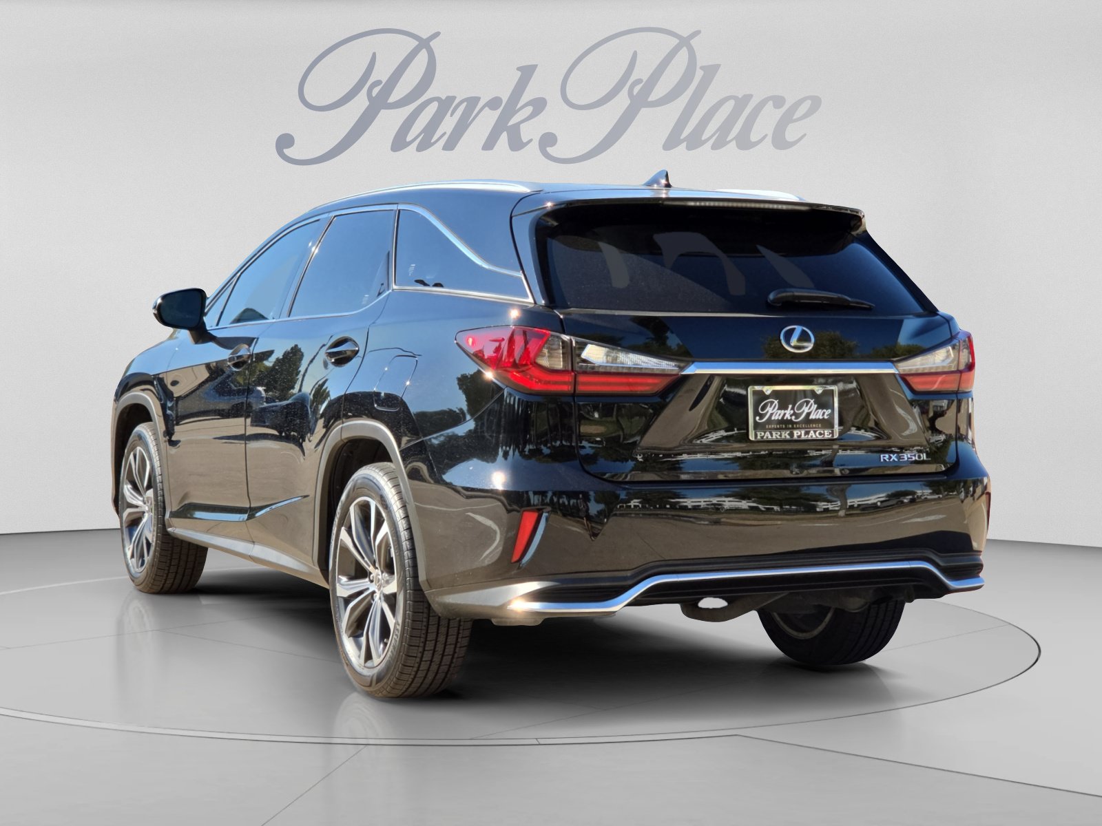 Used 2018 Lexus RX 350L FWD image 3