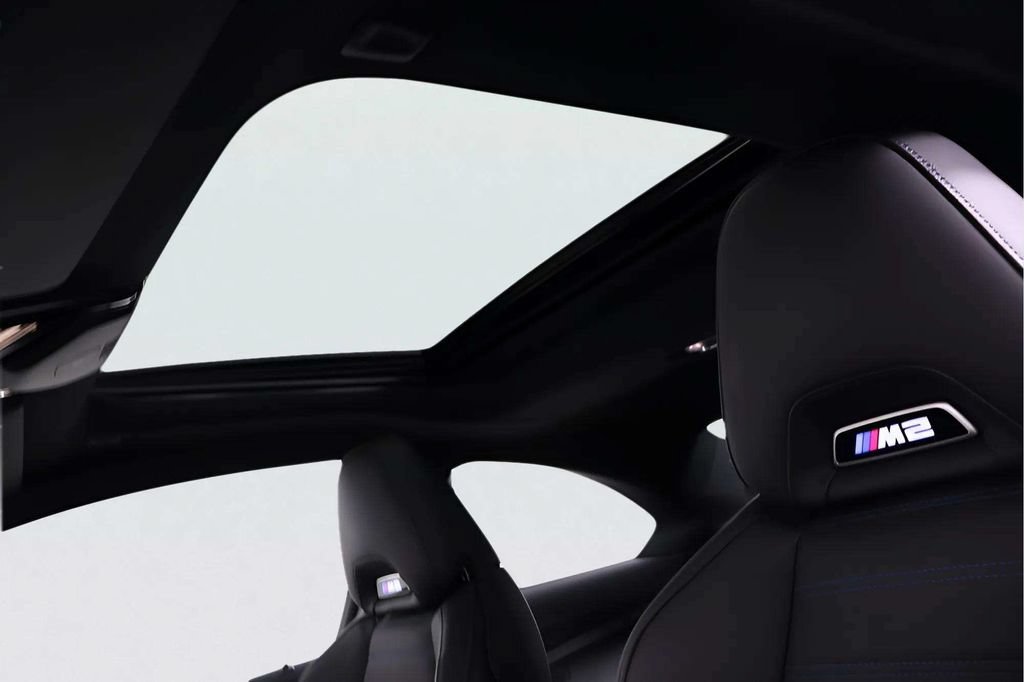 Used 2025 BMW M2 RWD image 10