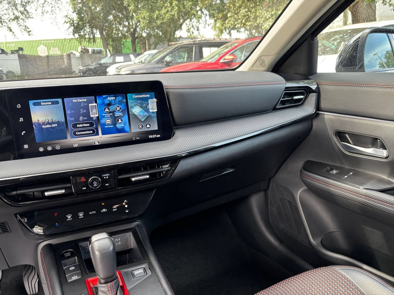 Used 2026 Nissan Kicks SR FWD image 33