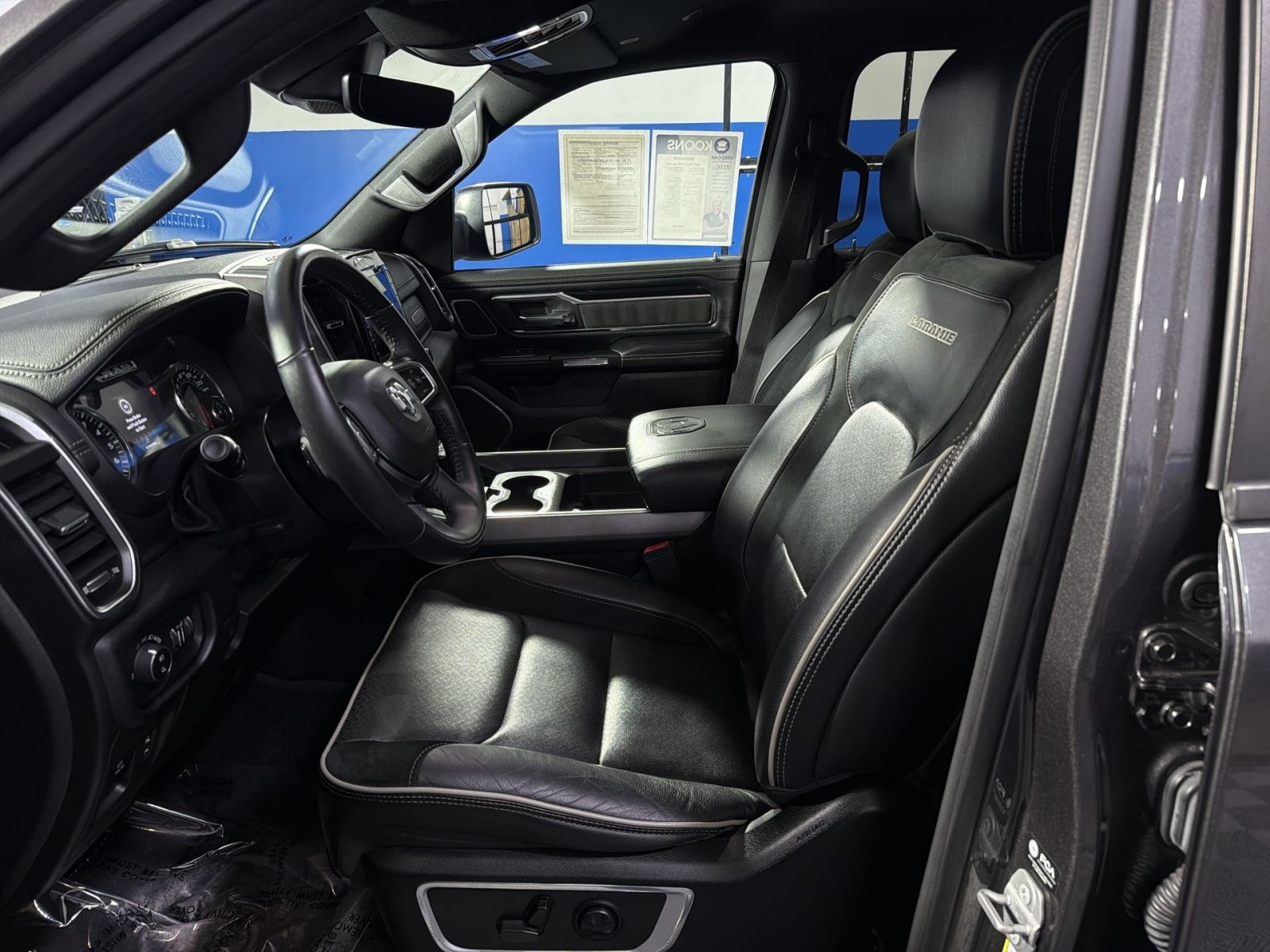 Used 2021 RAM 1500 Laramie AWD/4WD image 23
