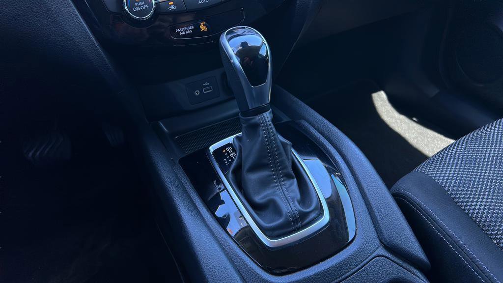 Used 2019 Nissan Rogue Sport SV w/ All-Weather Package image 23
