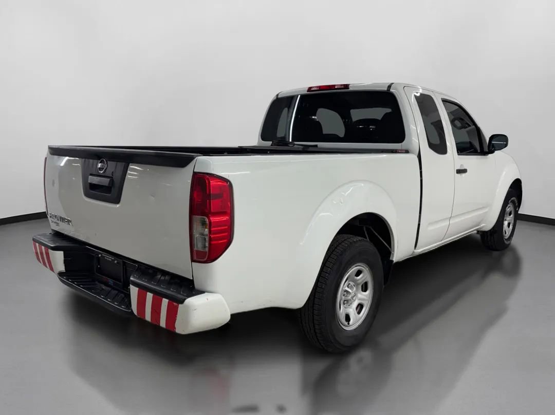 Used 2019 Nissan Frontier S image 10