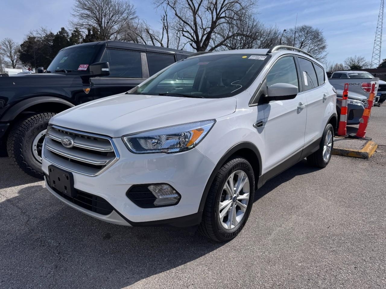 Used 2018 Ford Escape SE image 6