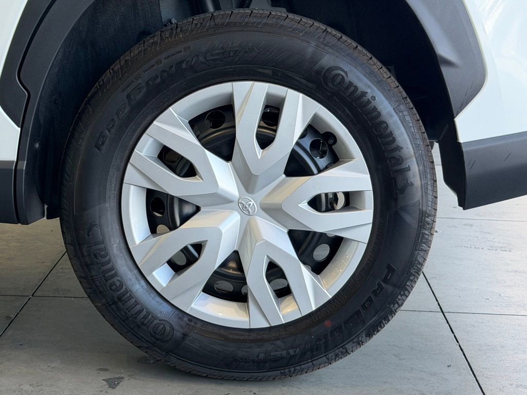 Certified 2026 Toyota Corolla Cross L image 17