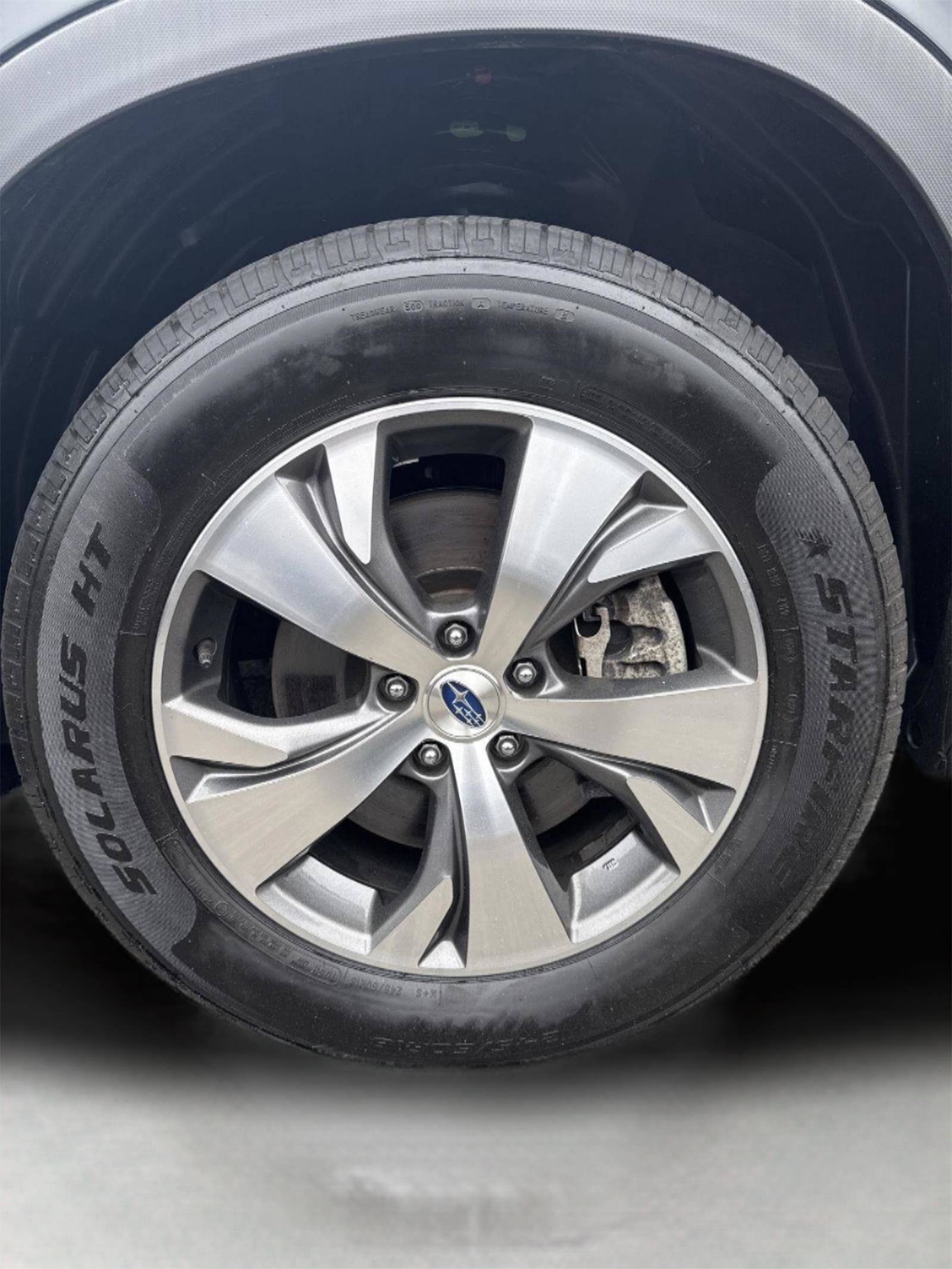 Used 2024 Subaru Ascent Premium w/ Convenience Package image 19