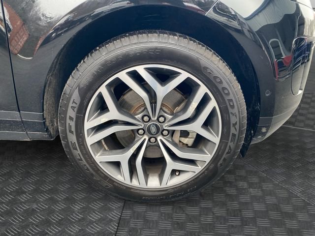 Used 2020 Land Rover Range Rover Evoque SE image 36