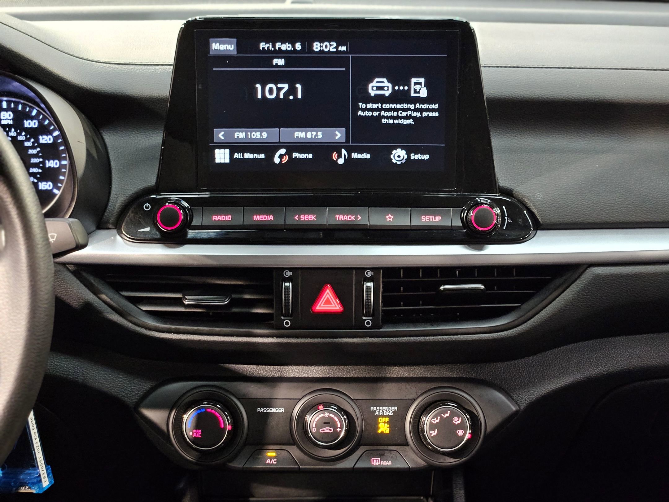 Used 2024 Kia Forte LXS w/ LXS Technology Package image 16