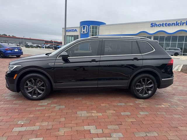 Used 2023 Volkswagen Tiguan SE FWD image 33