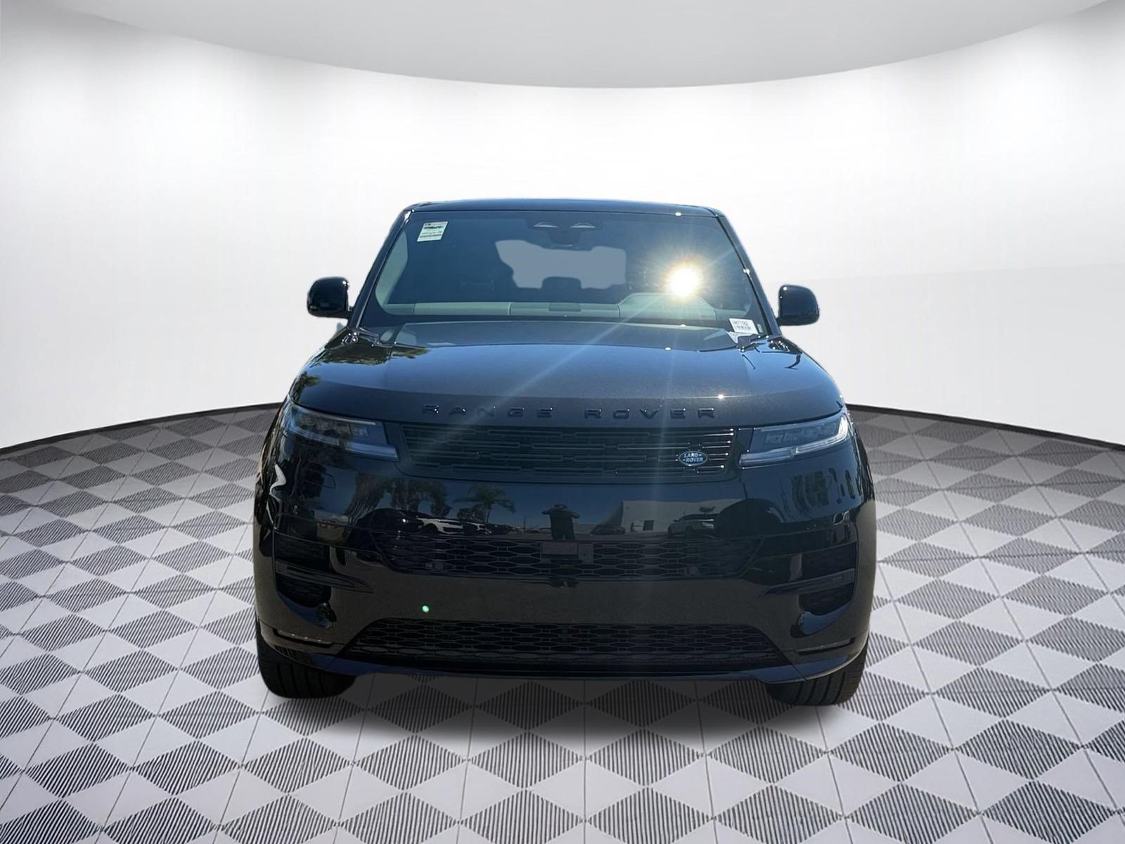 New 2027 Land Rover Range Rover Sport Dynamic SE AWD/4WD image 6