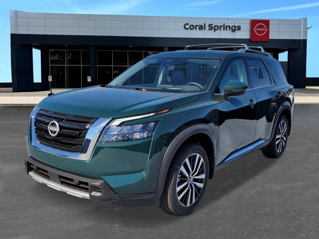 New 2025 Nissan Pathfinder Platinum w/ Cargo Package