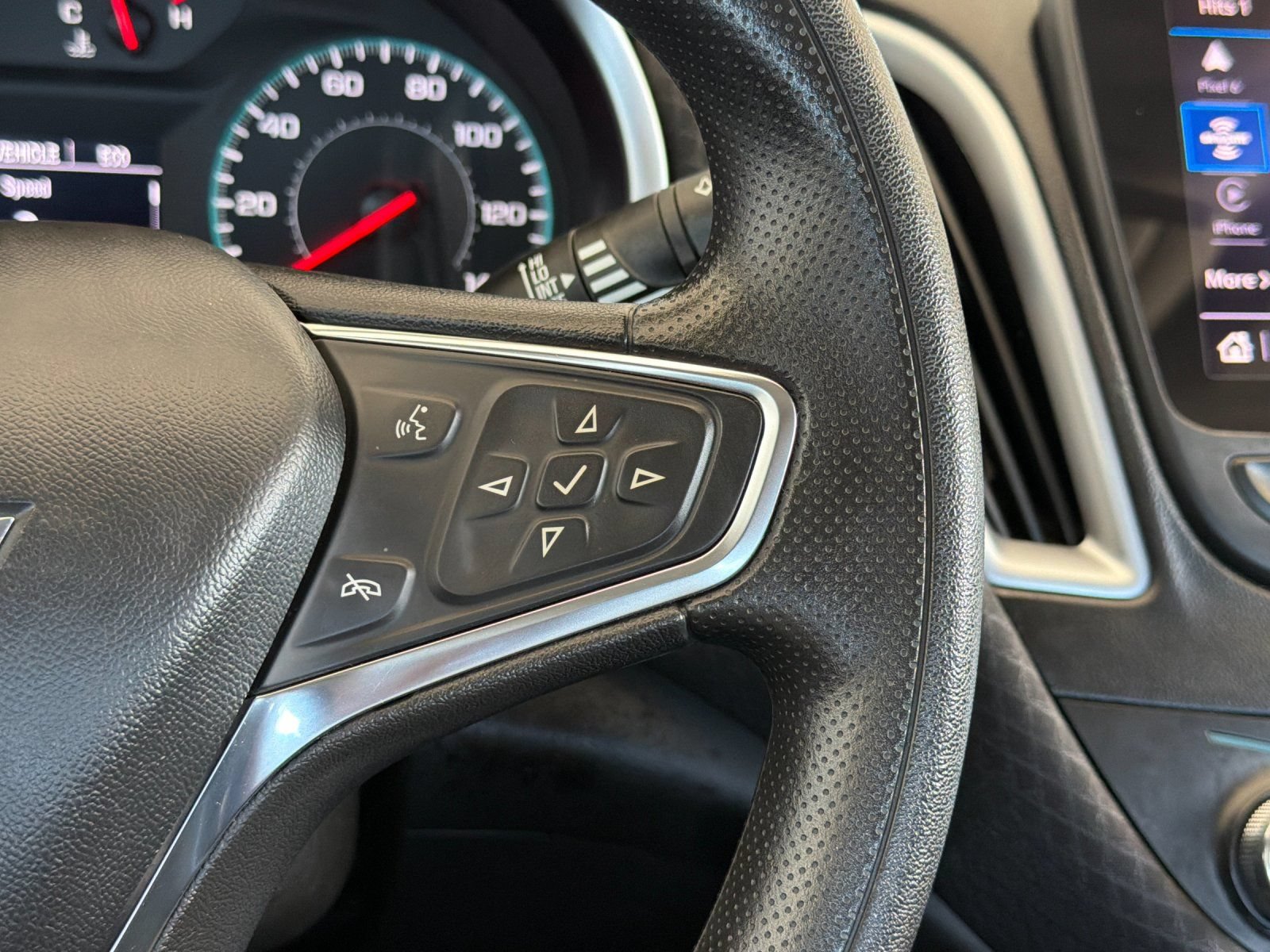 Used 2023 Chevrolet Malibu LT FWD image 27
