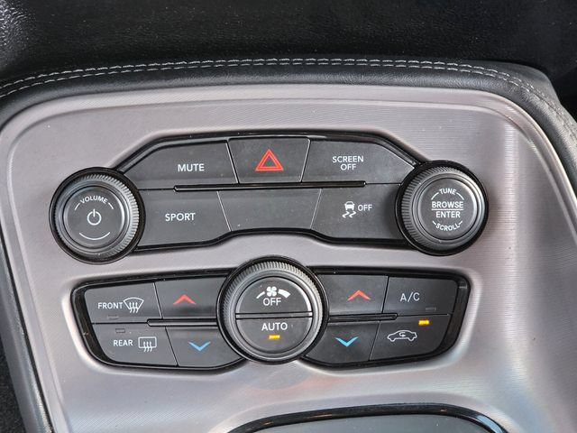 Used 2023 Dodge Challenger SXT RWD image 17