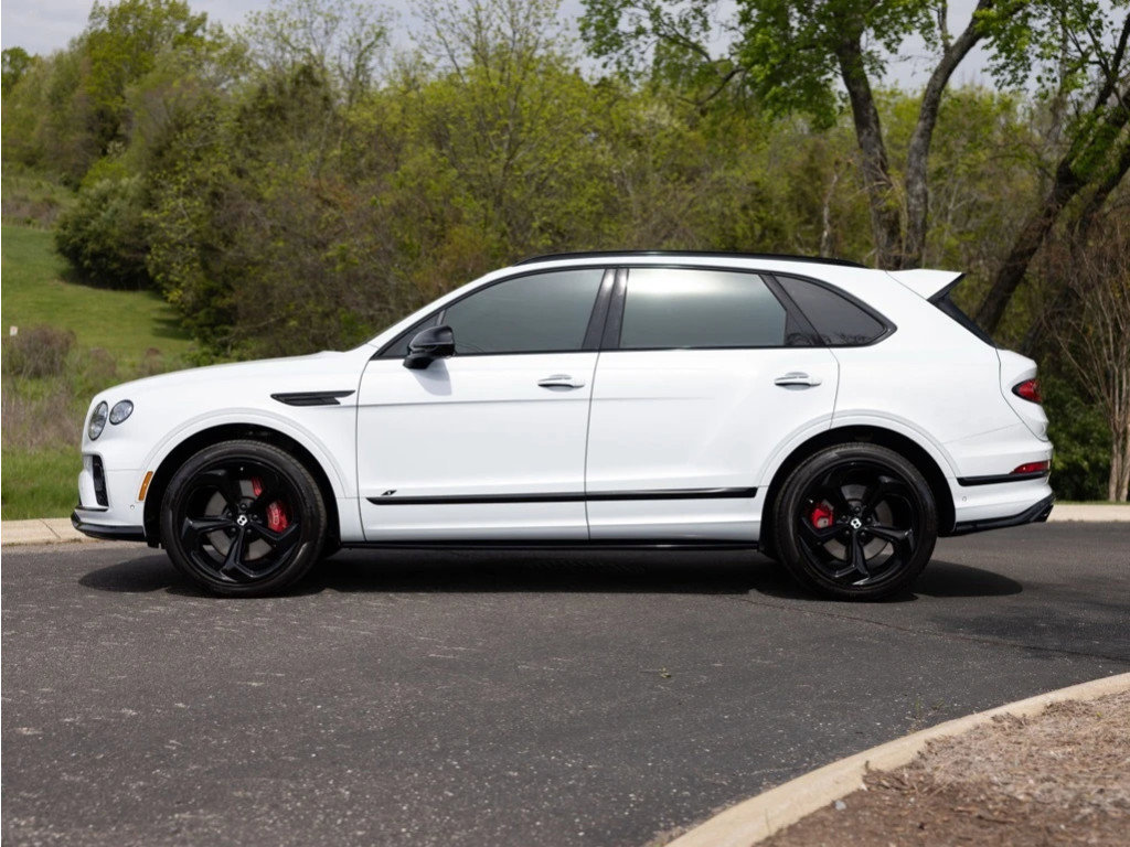 Used 2023 Bentley Bentayga image 5