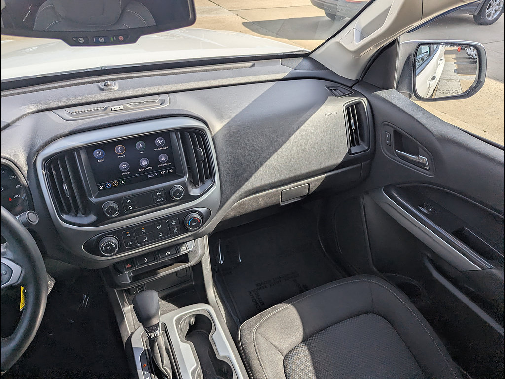 Used 2022 Chevrolet Colorado LT w/ LT Convenience Package AWD/4WD image 24