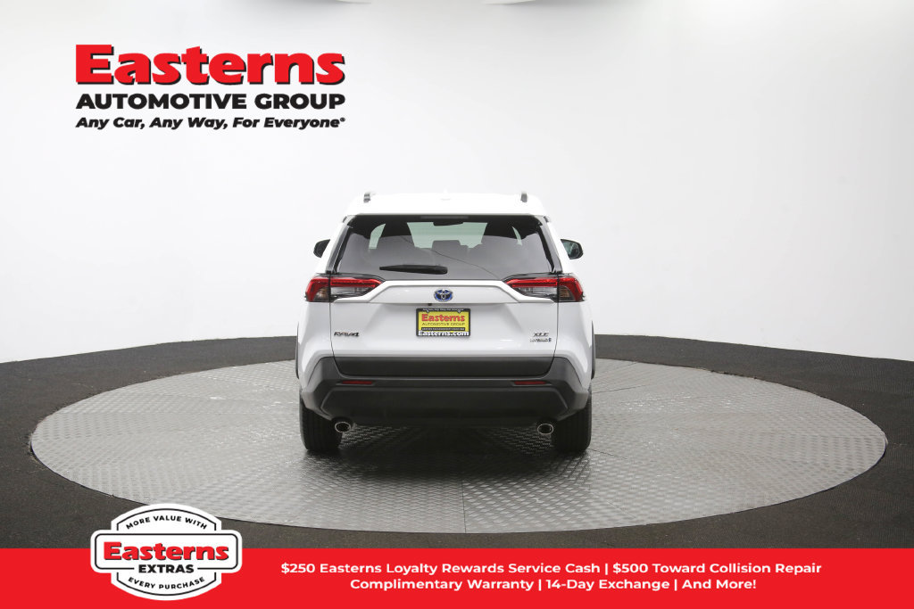 Used 2024 Toyota RAV4 XLE w/ Convenience Package AWD/4WD image 39