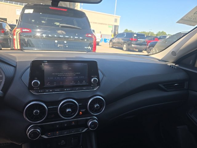 Used 2025 Nissan Sentra S FWD image 12