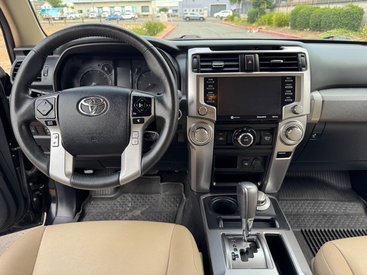 Used 2020 Toyota 4Runner SR5 Premium AWD/4WD image 13