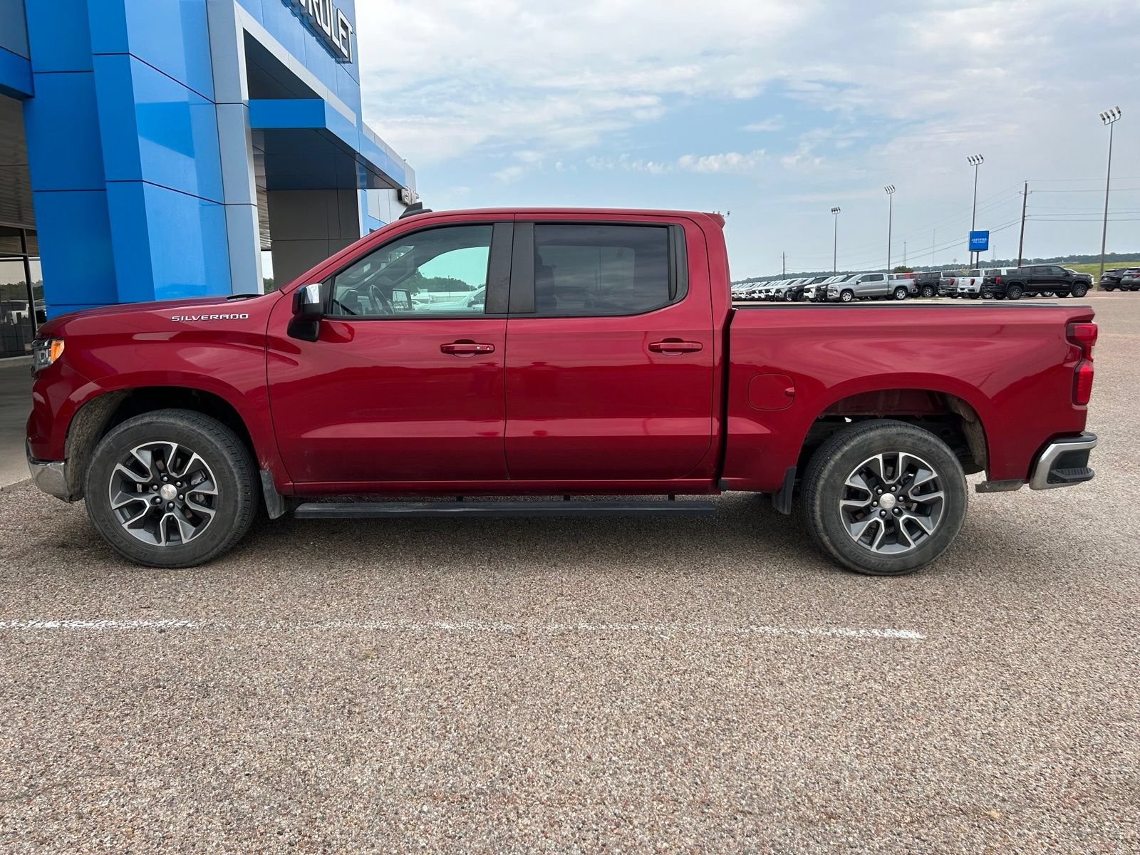 Used 2024 Chevrolet Silverado 1500 LT w/ Texas Edition Plus RWD image 2