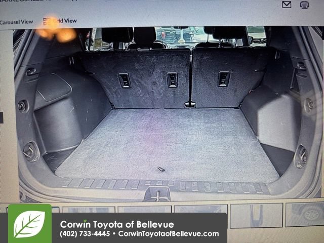 Used 2024 Chevrolet Equinox LT FWD image 34